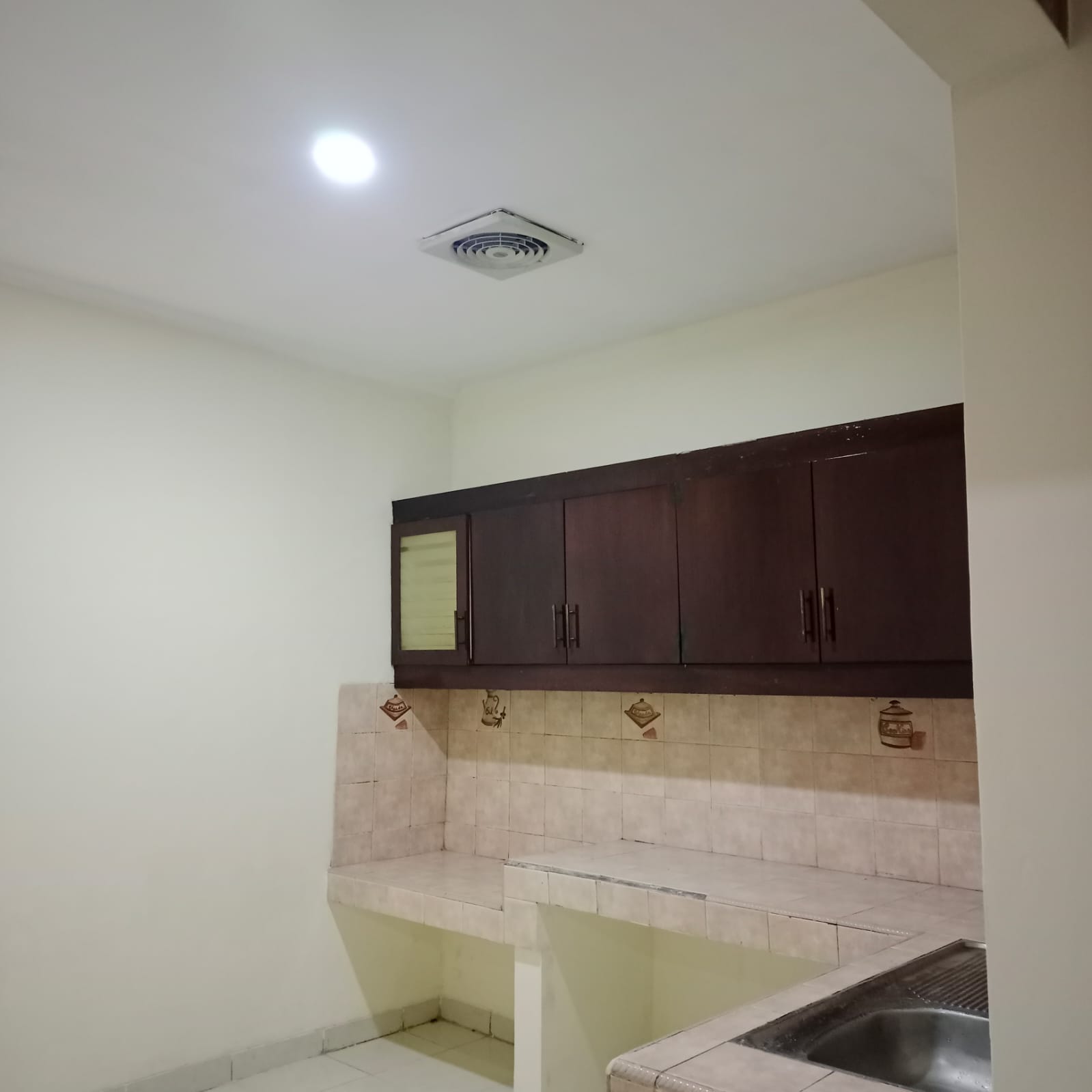 Rumah Dijual Siap Huni Baru Renov di Meadow Green Lippo Cikarang
